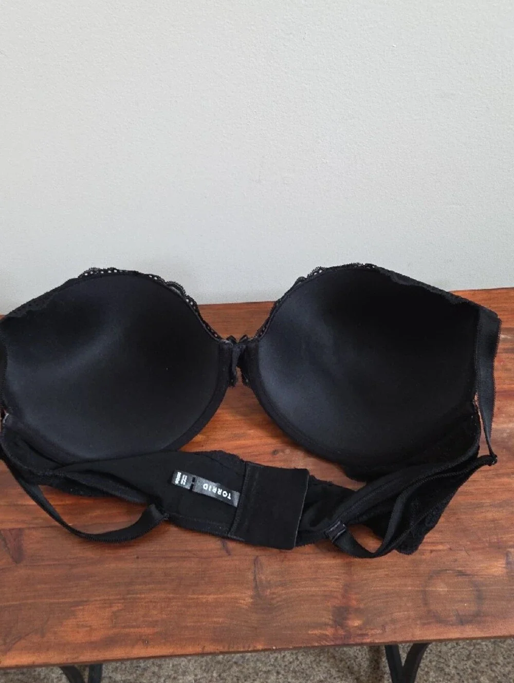 torrid Black Lace Underwire XO Ultra Plunge Push Up Bra